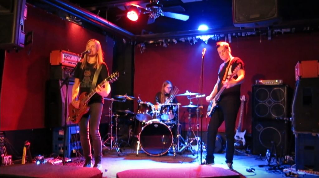 Hometalohelvetti live at Lucky Monkeys, Maaliskuu 2019